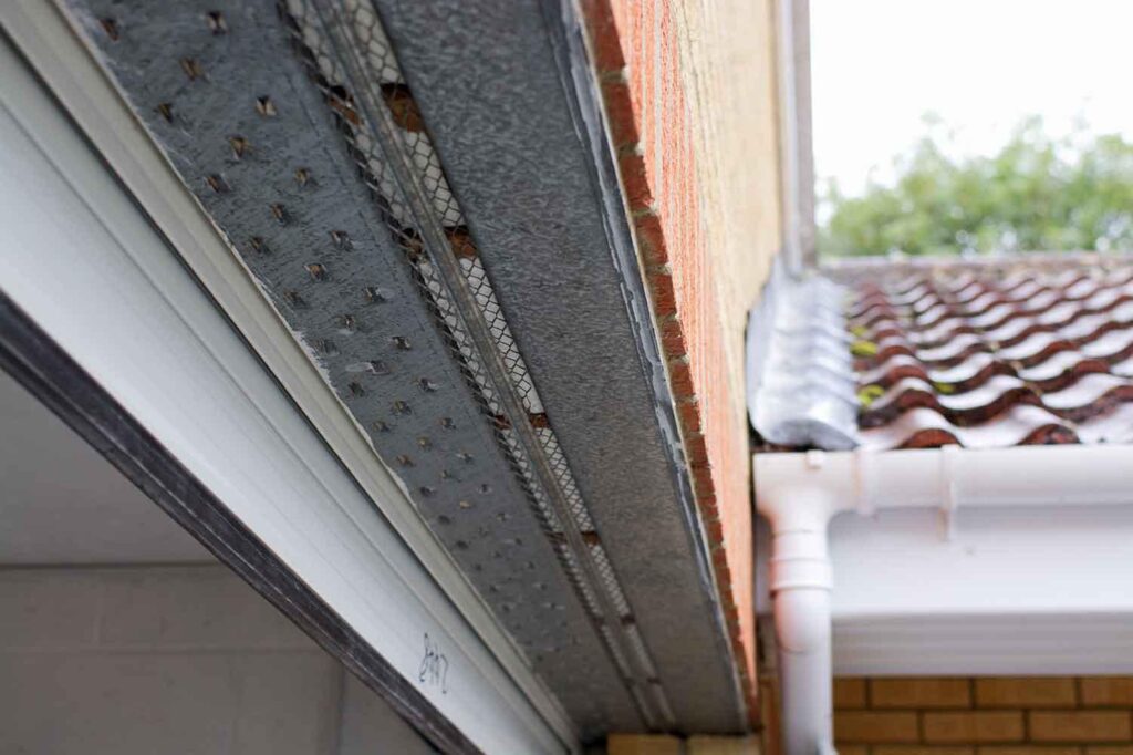 Comparing Costs Manual Vs. Automatic Garage Doors